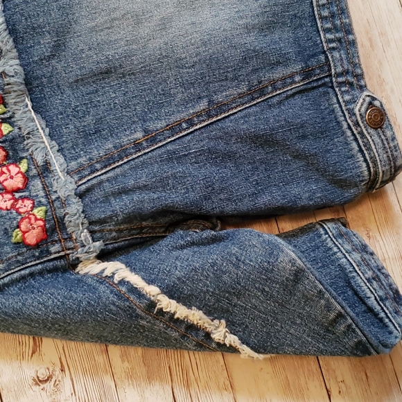 Embroidered  Blue Jean Jacket Bundle of 4 - Picture 5 of 10